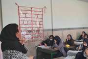 برگزاری کلاس آموزشی پیشگیری از کم‌خونی فقر آهن در دختران نوجوان در دبیرستان دخترانه عترت دوره اول