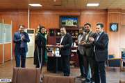 اهدای لوح تقدیر رئیس دانشگاه به کاپیتان تیم والیبال دانشگاه علوم پزشکی تهران