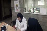 برگزاری میز خدمت مرکز بهداشت جنوب تهران به مناسبت هفته سلامت 1403 در متروی راه‌آهن