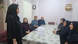 برپایی میز خدمت و آموزش به مناسبت هفته سلامت در مدارس آموزش‌وپرورش منطقه 10