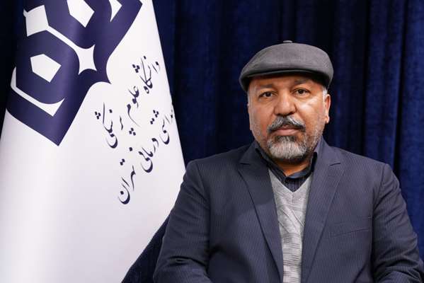 تبریک رئیس مرکز بهداشت جنوب تهران به‌تمامی پزشکان دانشگاه علوم پزشکی تهران و مرکز بهداشت جنوب تهران به مناسبت روز پزشک 1405