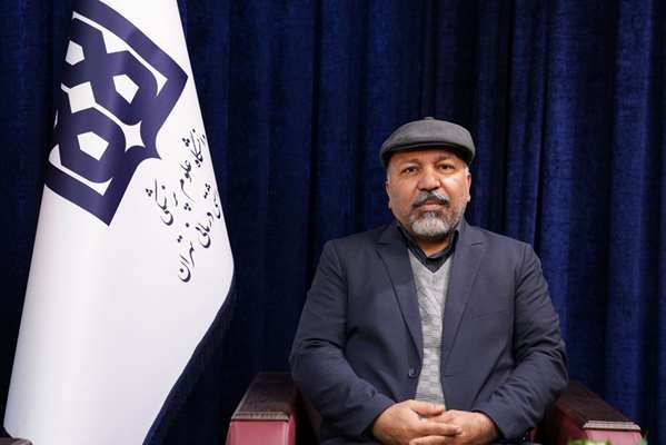 تبریک رئیس مرکز بهداشت جنوب تهران به‌تمامی داروسازان دانشگاه و مرکز بهداشت جنوب تهران به مناسبت روز داروساز 1405